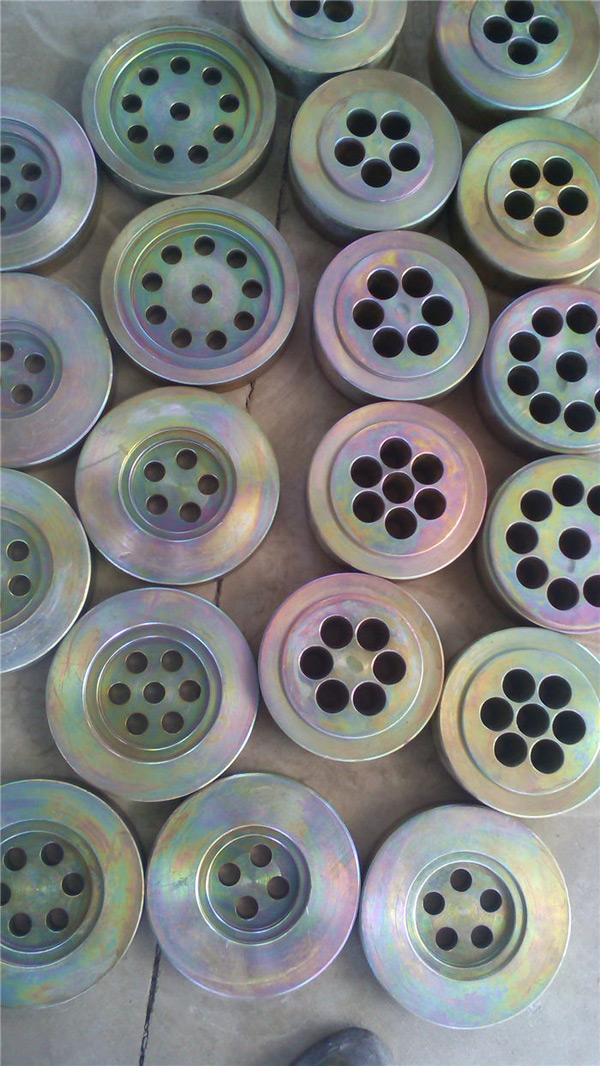 工具錨、限位板